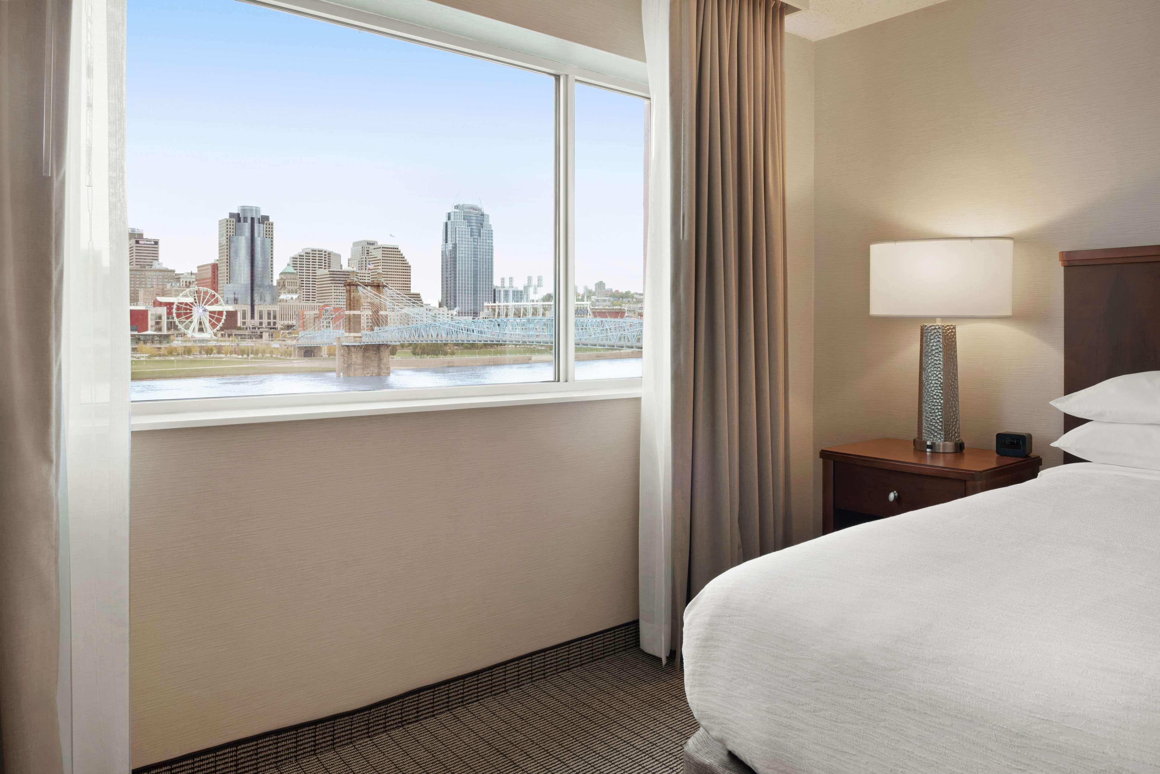 Embassy Suites Cincinnati - Rivercenter Covington Buitenkant foto