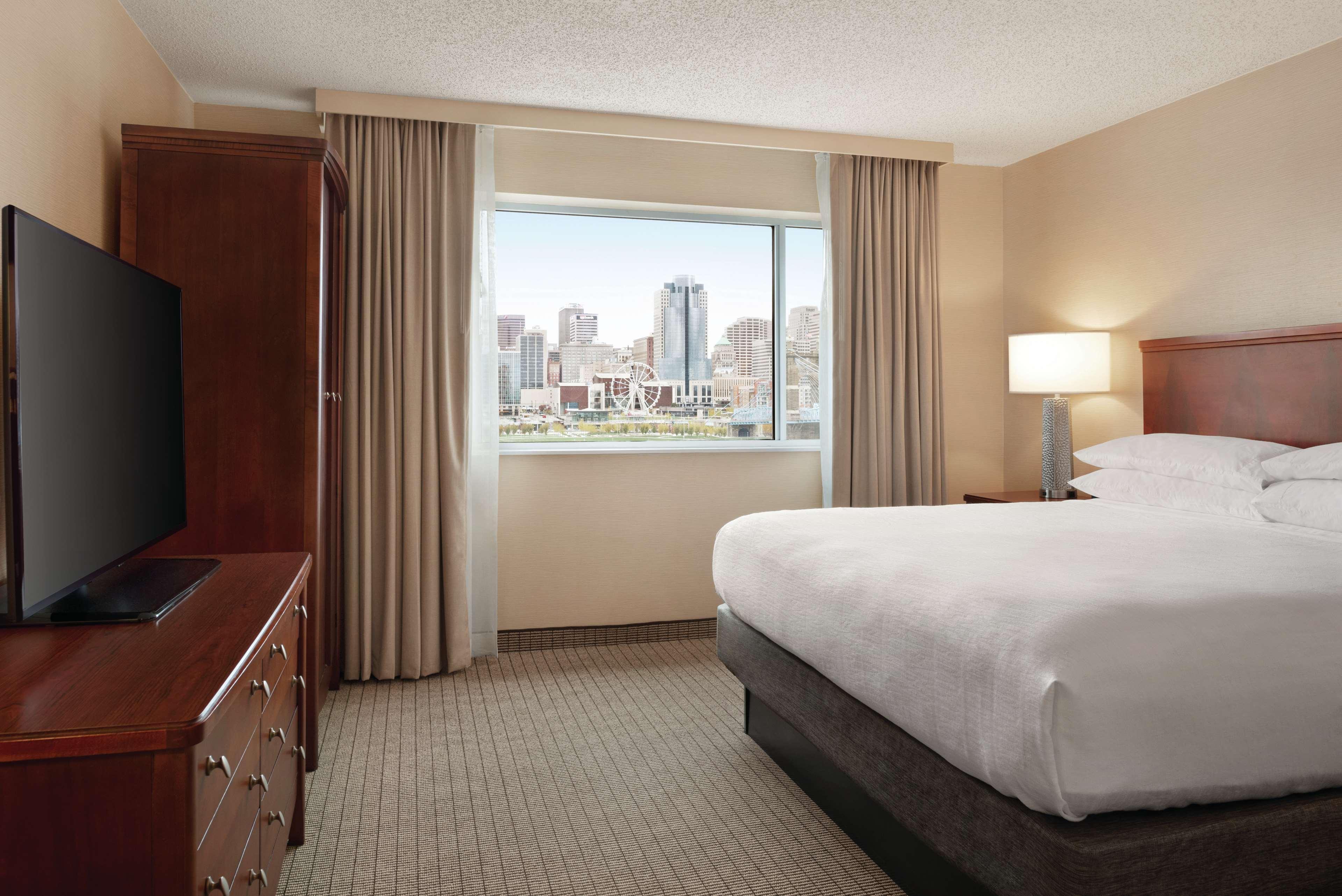 Embassy Suites Cincinnati - Rivercenter Covington Buitenkant foto