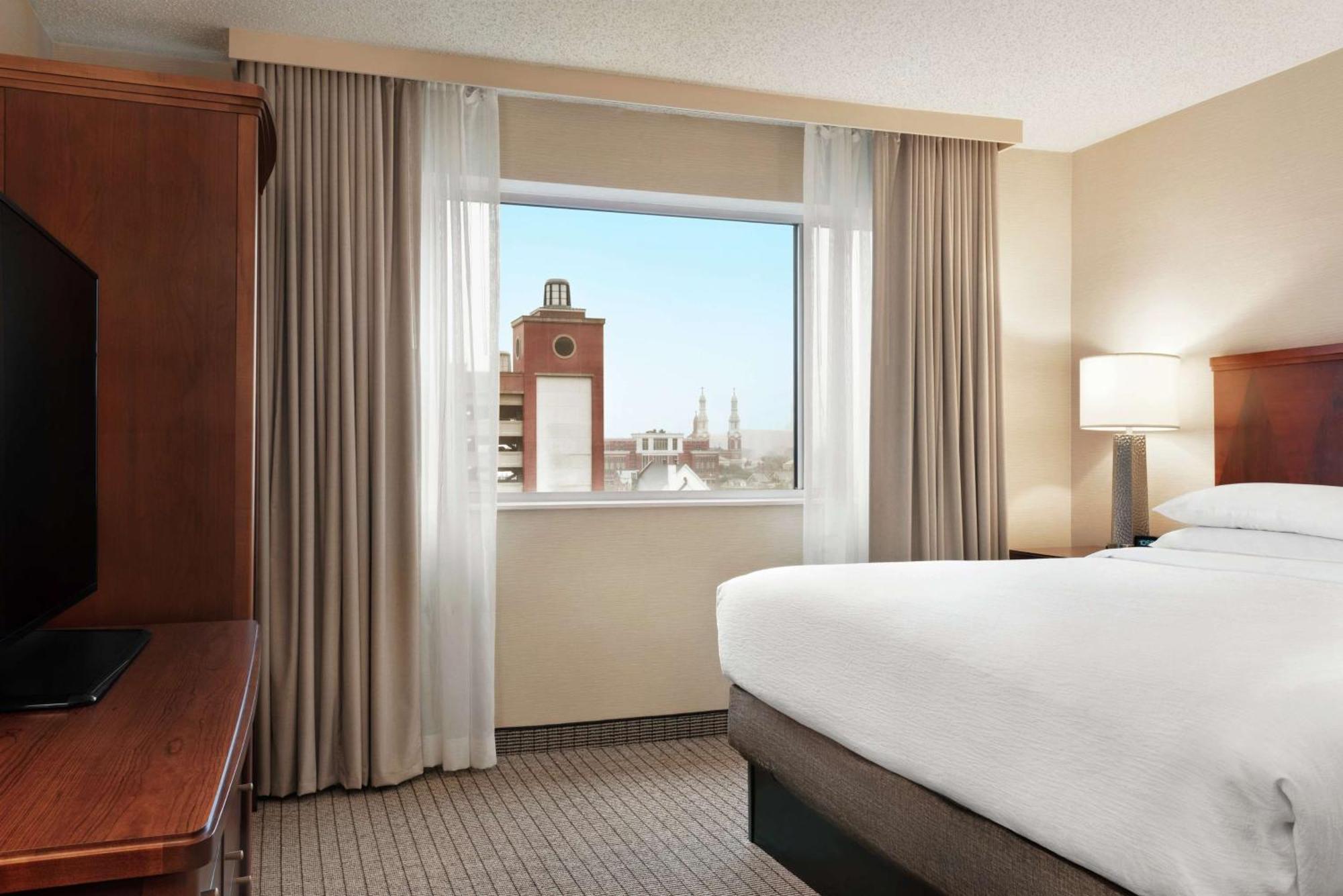 Embassy Suites Cincinnati - Rivercenter Covington Buitenkant foto
