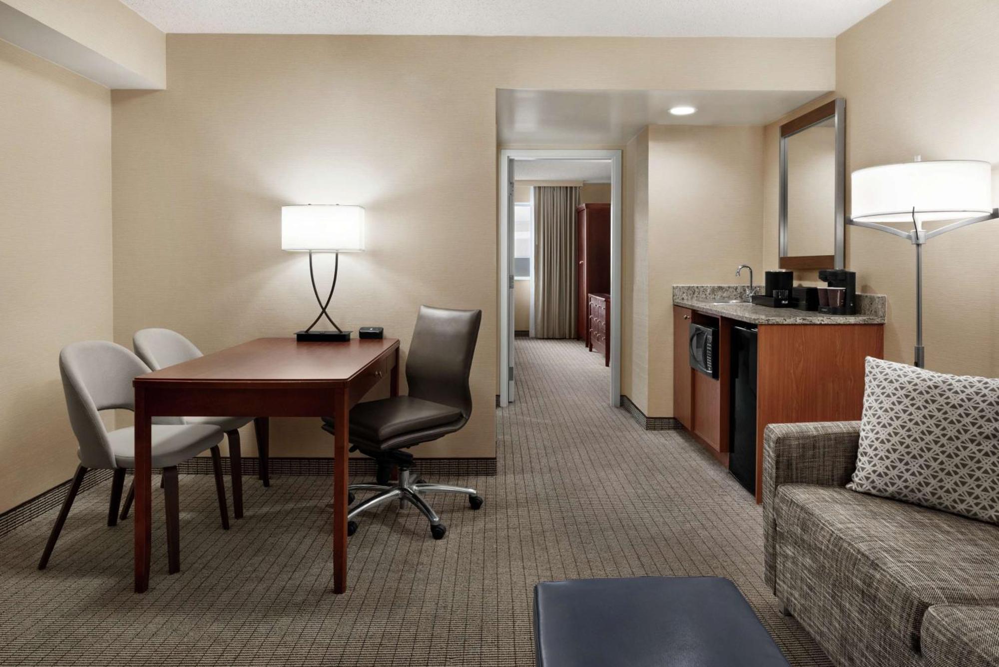Embassy Suites Cincinnati - Rivercenter Covington Buitenkant foto